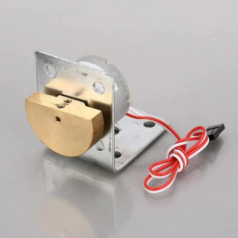 Container Truck Lighting And Voice Vibration System for RC Trucks and Cars 1/14 Scale, motor mount detail.