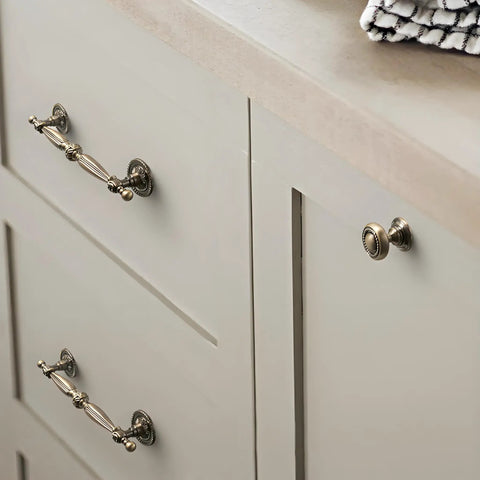Kick Up Your Home Style With These Top Notch Five Inch Vintage Bronze Cabinet Pulls Crafted From Durable Zinc Alloy This Easy Install Drawer Handle Set Gives Your Kitchen Or Bathroom Hardware A Slick Upgrade That Really Delivers.