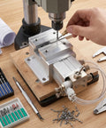 Handy 3mm Aluminum Pneumatic Vise Clamps With 40kg Force For CNC Drilling Grinding And Engraving Tasks Quick Connect Air Fixture in use with drill